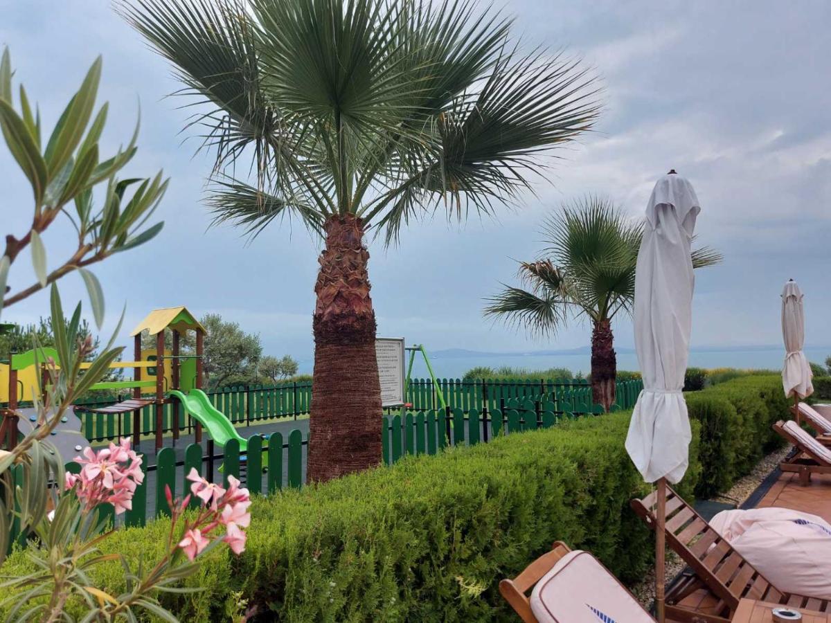 Sarafovo D&V Apartments Μπουργκάς Εξωτερικό φωτογραφία