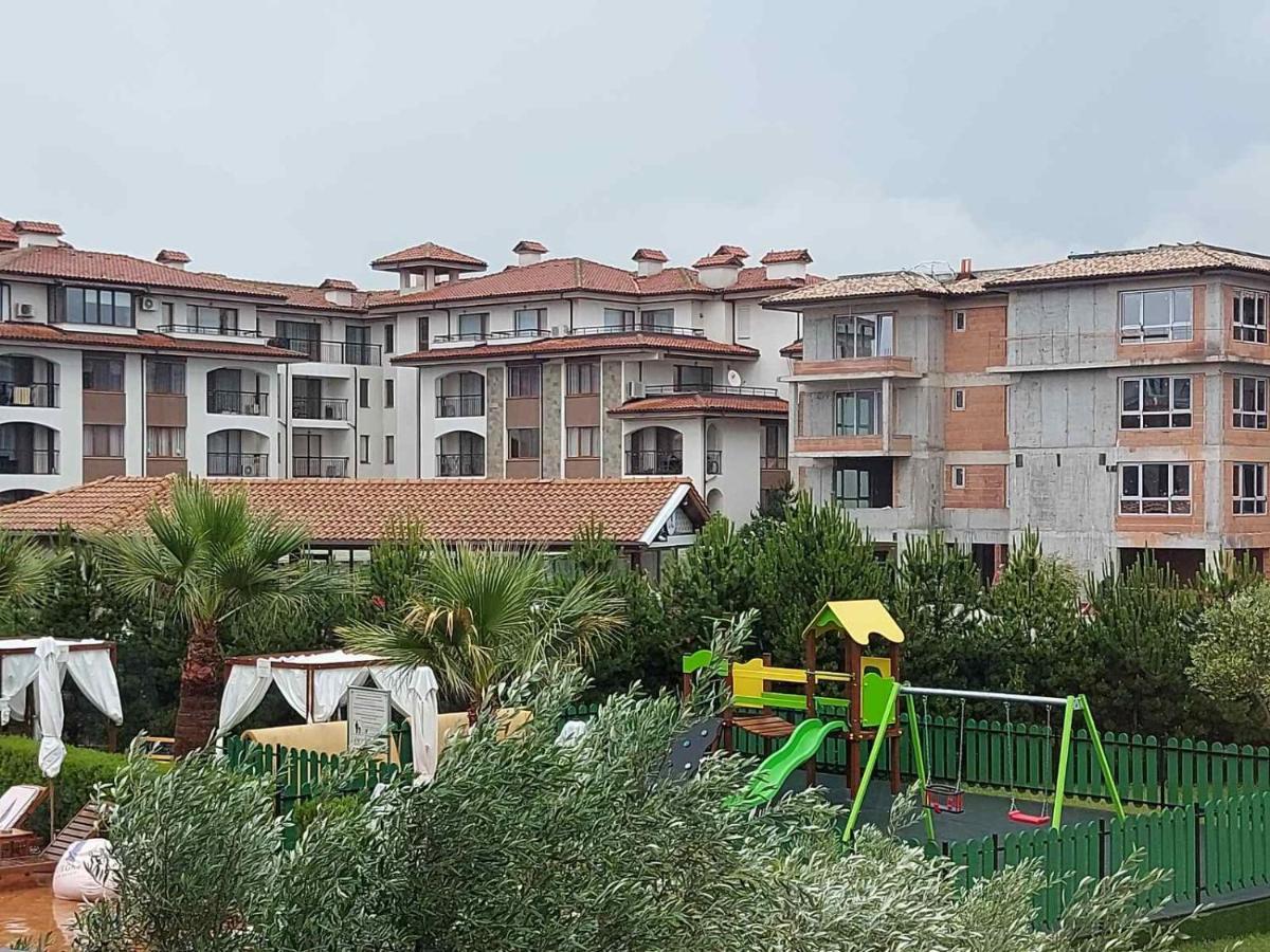 Sarafovo D&V Apartments Μπουργκάς Εξωτερικό φωτογραφία