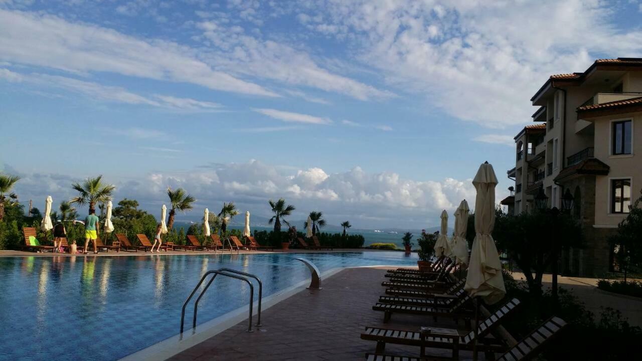 Sarafovo D&V Apartments Μπουργκάς Εξωτερικό φωτογραφία
